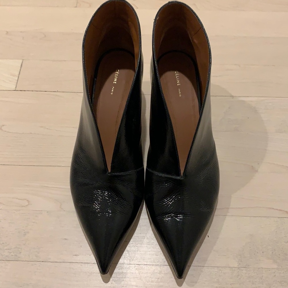 Celine Pointed Toe V Neck Kitten Heels